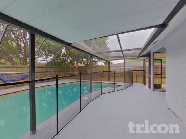 Building Photo - 1751 Shady Leaf Dr