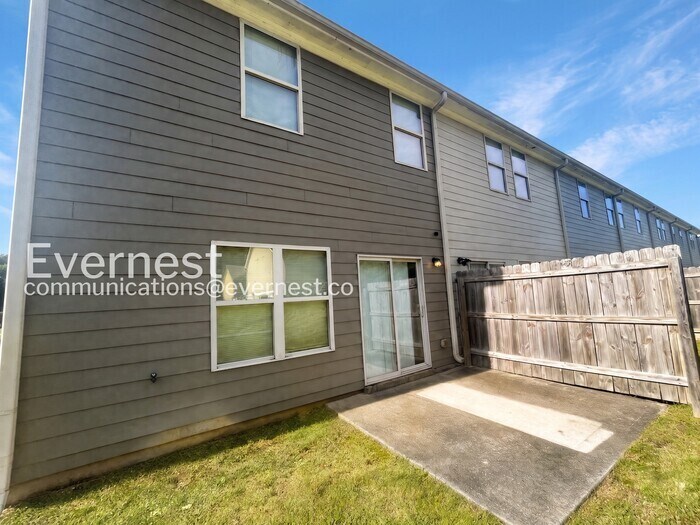 Building Photo - 1598 Iris Walk
