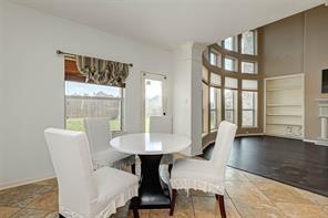 Building Photo - 26619 Richwood Oaks Dr