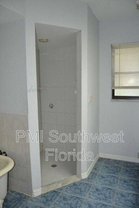 Building Photo - 4314 Concert St