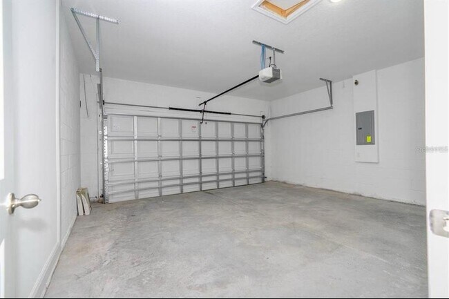 Building Photo - 2901 W Redgate Dr