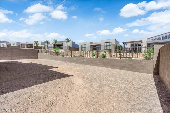 Building Photo - 11032 Rolling Vista Dr