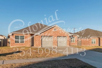 Building Photo - AVAILABLE SOON!