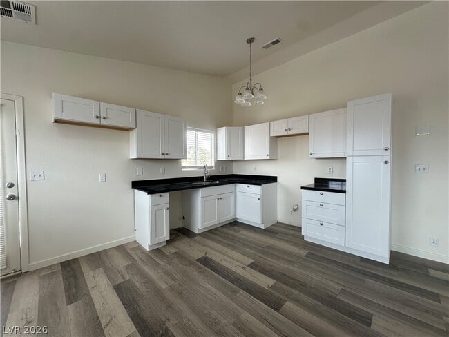 Building Photo - 6504 Eagle Creek Ln