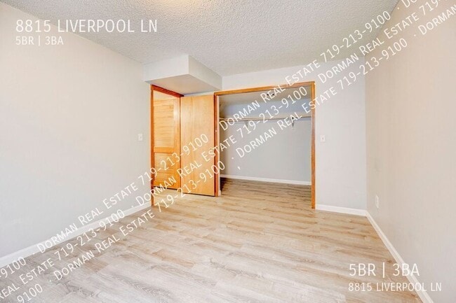 Building Photo - 8815 Liverpool Ln