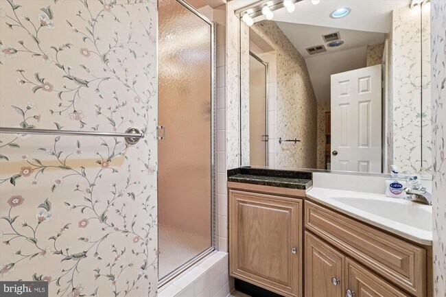 Building Photo - 6267 Masefield Ct