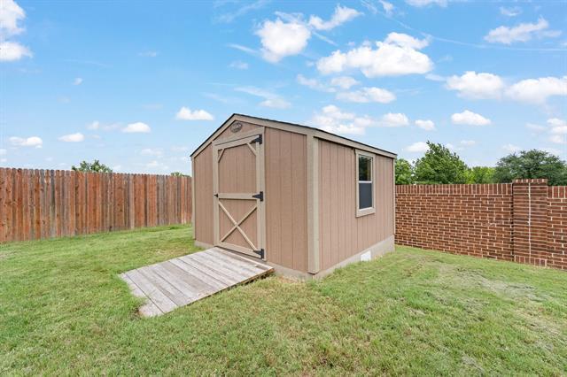 Building Photo - 1211 Larkspur Ln