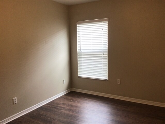 Building Photo - 30719 Tremont Dr