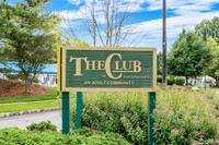 Building Photo - 255 Wycoff Way W