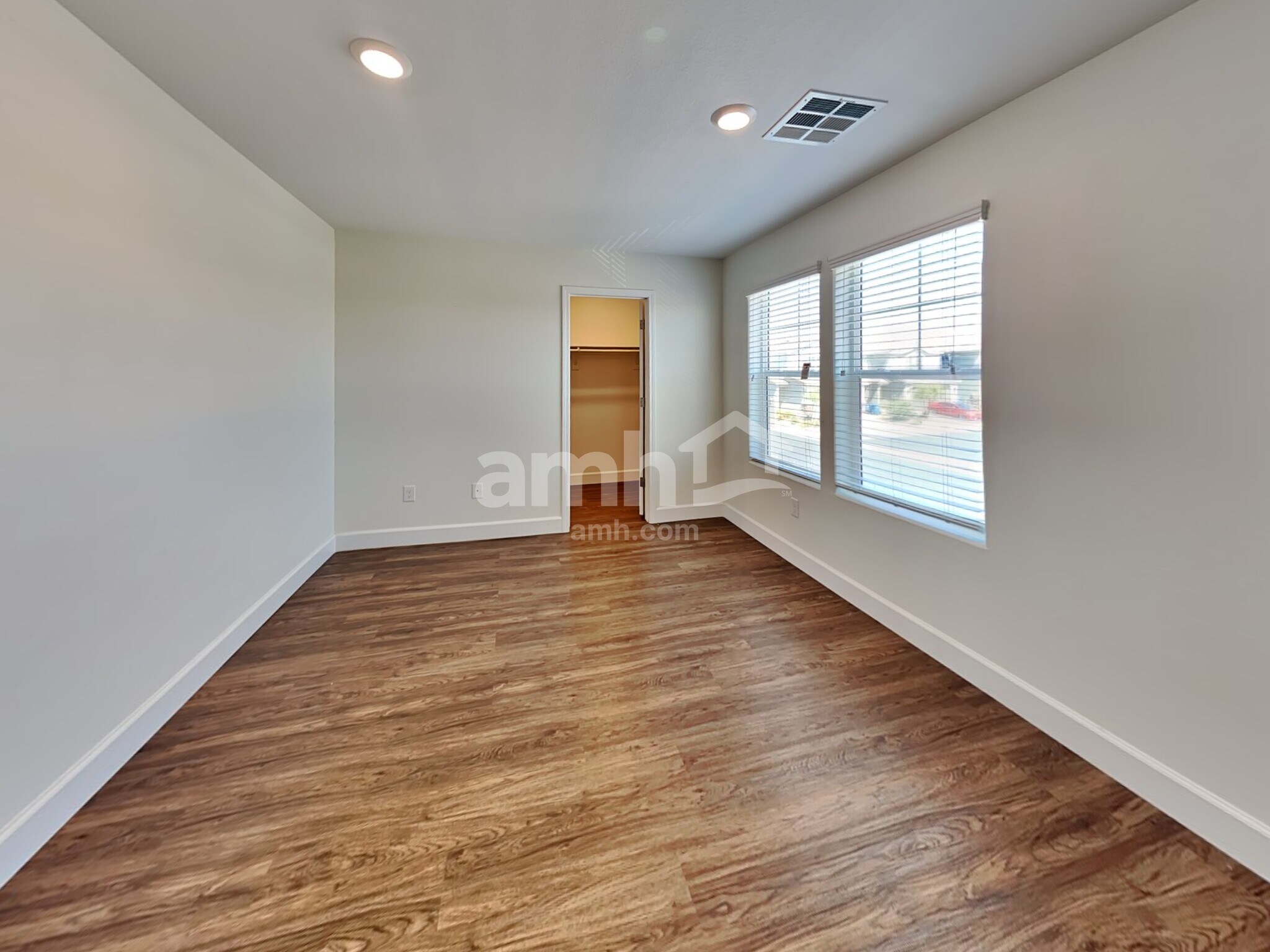 Building Photo - 8186 Inhibition Ct