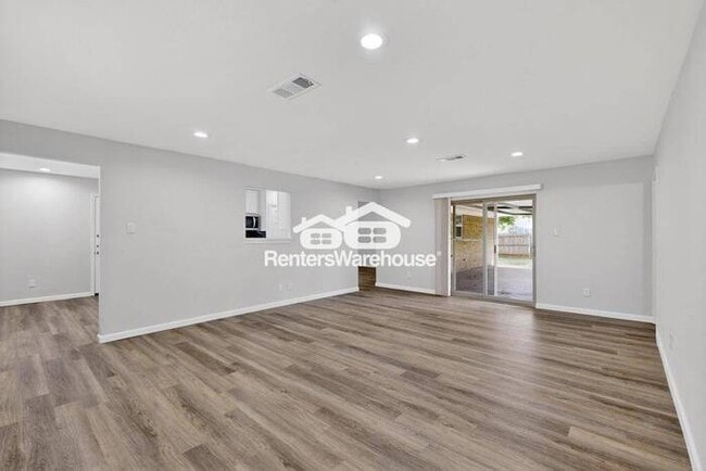 Building Photo - Completely ReFreshed Grapevine Rental