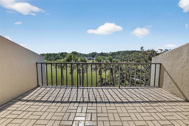 Building Photo - 13618 Greenfield Dr