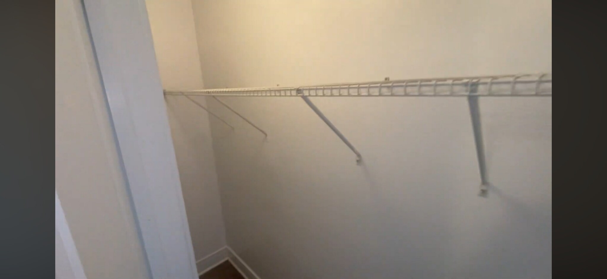 Building Photo - 2534 W Fitch Ave