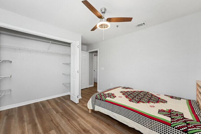 Bedroom 3 - 3591 Kernan Blvd S