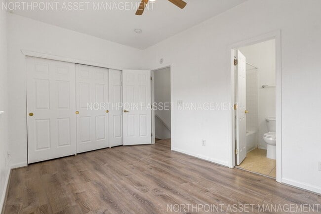 Building Photo - Beautiful 2 beds 2.5 baths in Brighton!