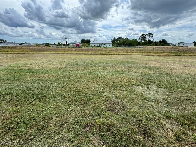 Building Photo - 9029 S Indio Cir