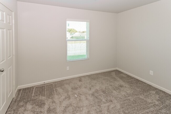 Building Photo - 12320 Vision Ct