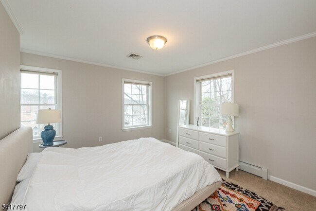 Building Photo - 78 Western Ave