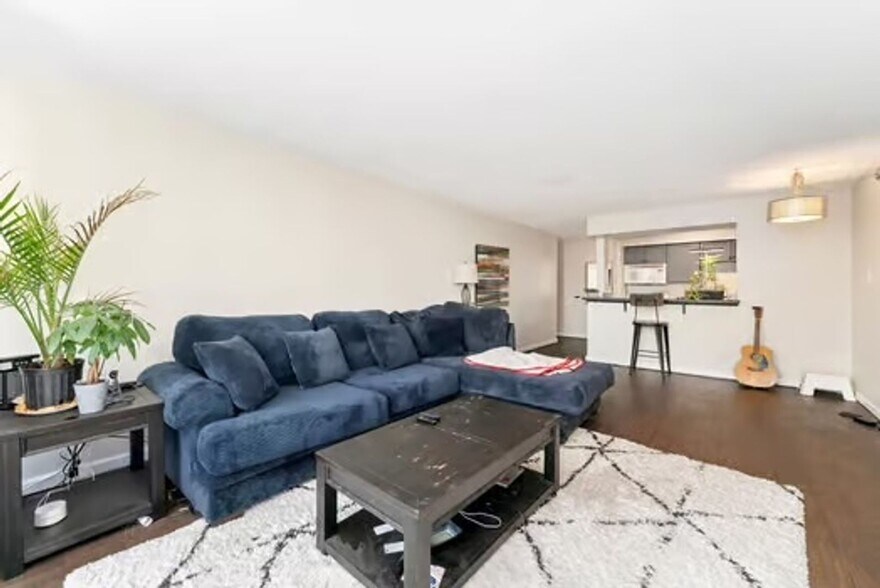 Primary Photo - 1020 15th St