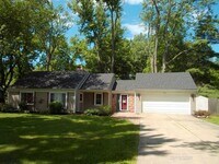 Building Photo - 5921 Houghten Dr