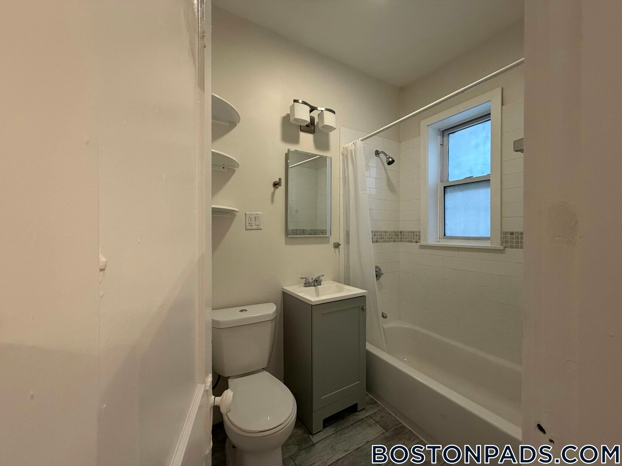 Building Photo - 38 Hemenway St
