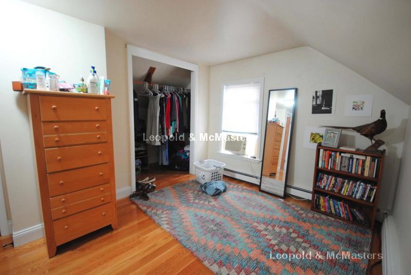 Building Photo - 59 Waverly St