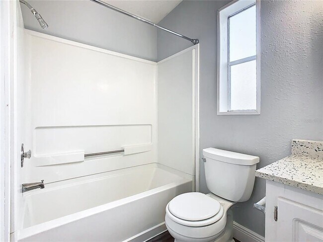 Building Photo - 318 San Pablo Cir