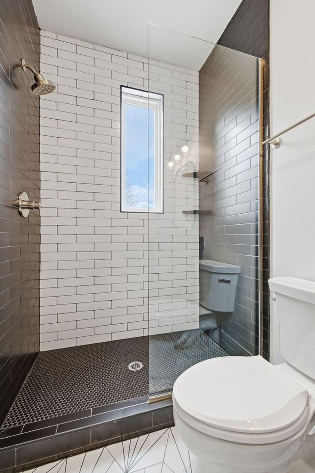 Building Photo - 4 Bed 4 Bath Newly-Built Townhome | Charlotte Park