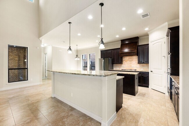 Building Photo - 32 Evangeline Blvd