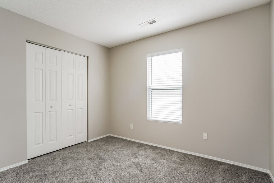 Building Photo - 3013 Van Dorn Rd