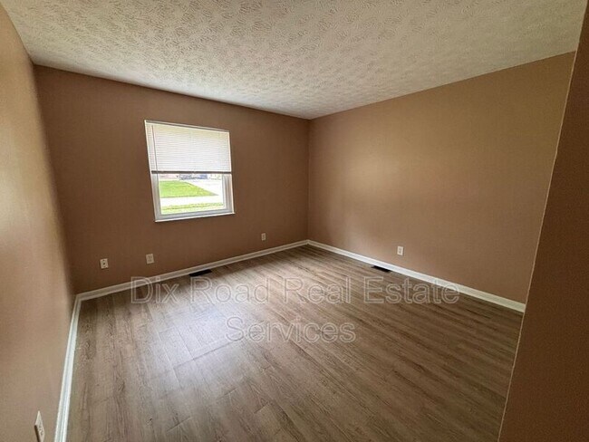 Building Photo - 3312 Burgoyne Dr