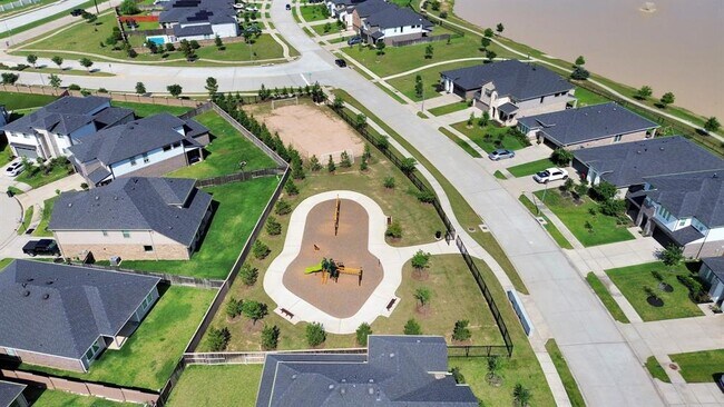 Building Photo - 3014 Jackmans Diamond