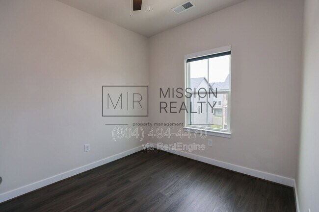 Building Photo - 2100 Tobacco Mill St