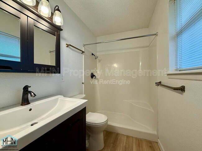 Building Photo - 9607 Gold Hl Dr