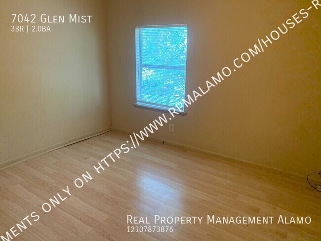 Building Photo - 7042 Glen Mist