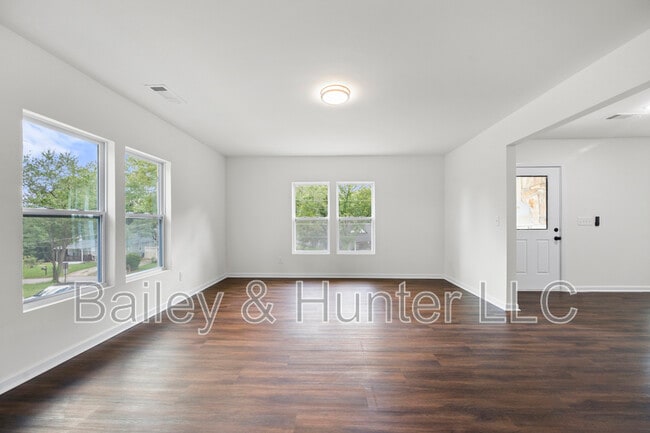 Building Photo - 1721 Hortense Pl NW