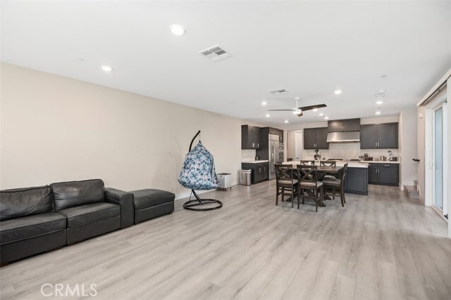 Building Photo - 395 Sawbuck