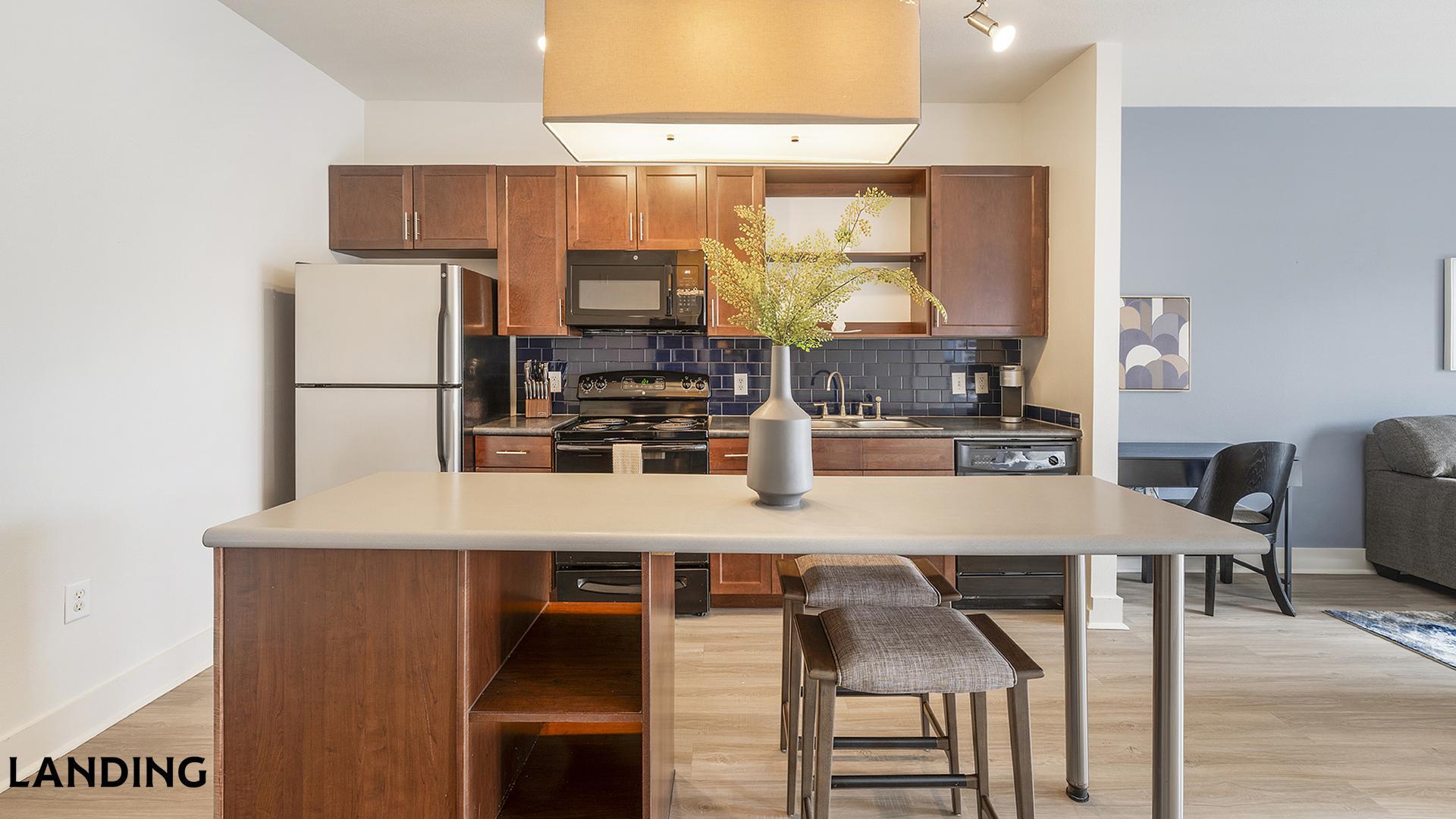 Building Photo - 810 W St Johns Ave