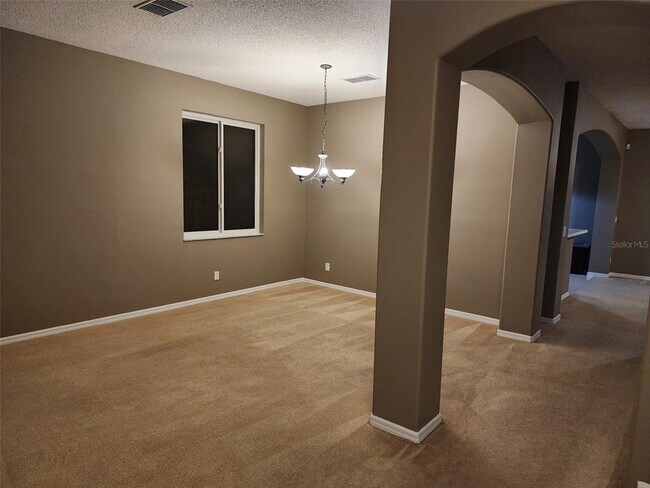 Building Photo - 4025 Shawn Cir