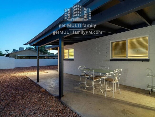 Building Photo - 515 W Pebble Beach Dr
