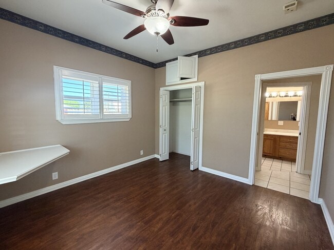 Building Photo - 5372 Wagon Trail