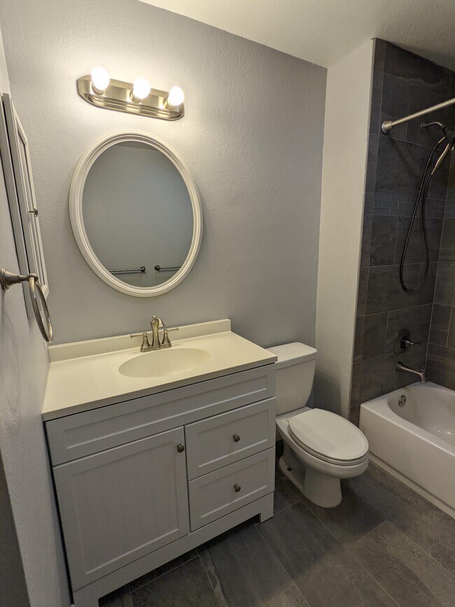 Building Photo - 7962 Mission Center Ct