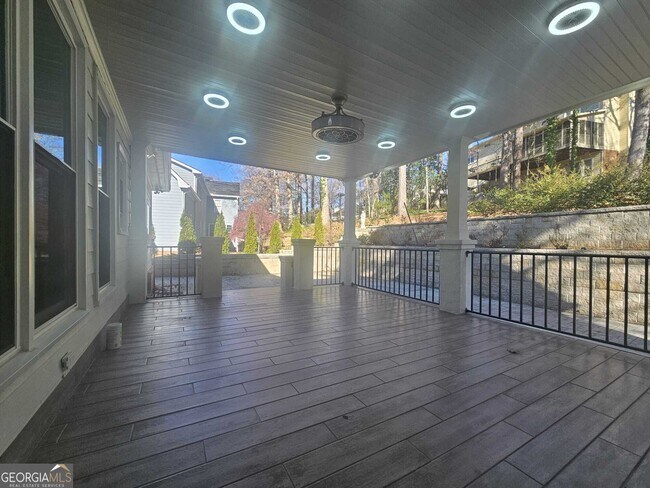 Building Photo - 526 Coopers Pond Dr