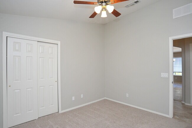 Building Photo - Move-In Ready Home in Dove Mountain