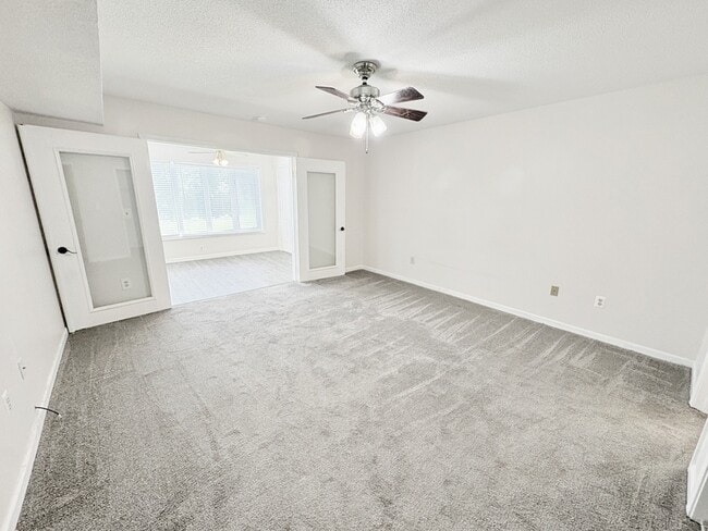 Building Photo - 103 Northlake Dr