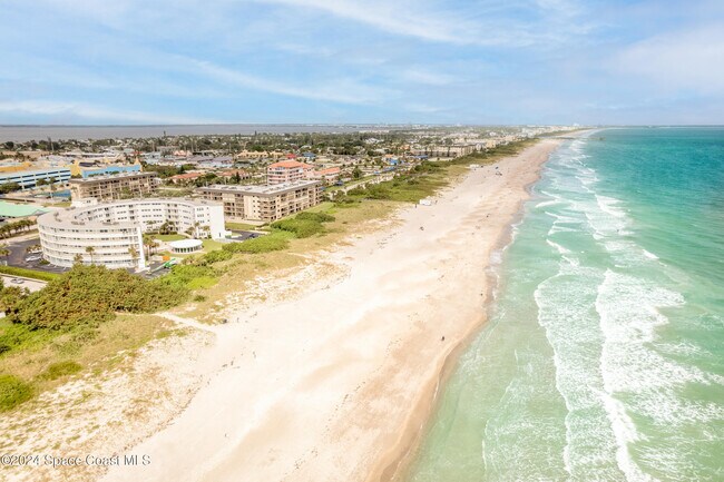 Building Photo - 4000 Ocean Beach Blvd