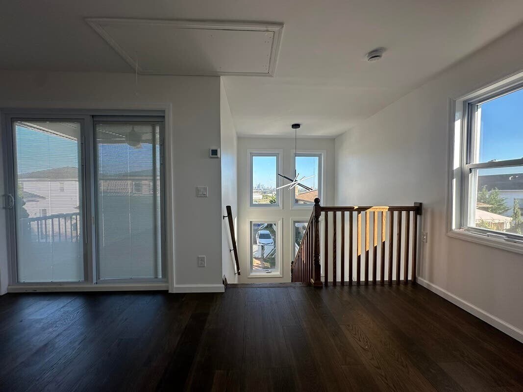 Building Photo - 220 Lafayette Ave