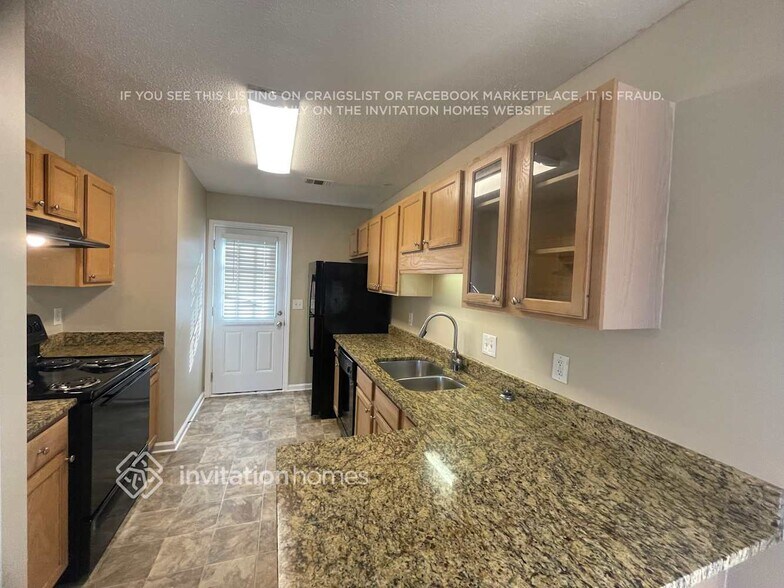 Building Photo - 62 Benfield Cir SE