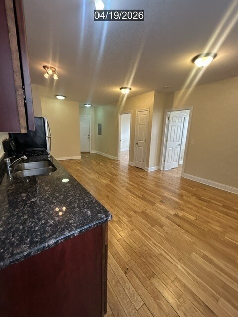 Building Photo - 4554 W George St