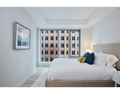 Building Photo - 135 Seaport Blvd